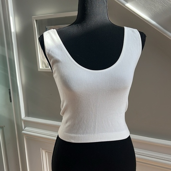 By Together Tops - BY TOGETHER - WHITE REVERSIBLE U/V TANK - SIZE M/L